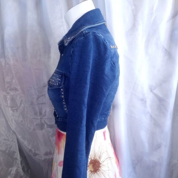 *Jeans jacket size p ( box Q ) - Picture 3 of 4